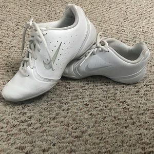 Women’s Nike cheer shoe/ Nursing program shoes.